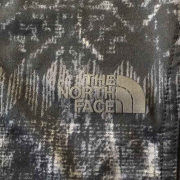The North Face Calf Length Yoga Pants Capri Leggings  Medium - Picture 3 of 8